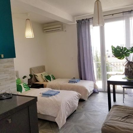 Aparthotel Monterria 巴尔 外观 照片