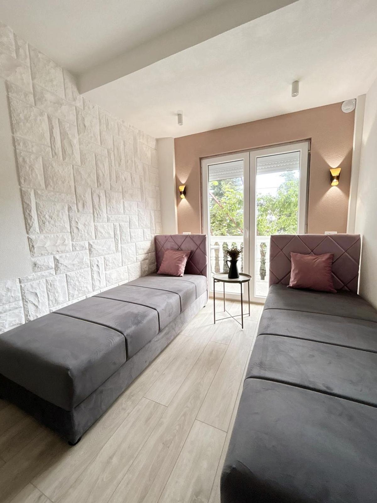 Aparthotel Monterria 巴尔 外观 照片