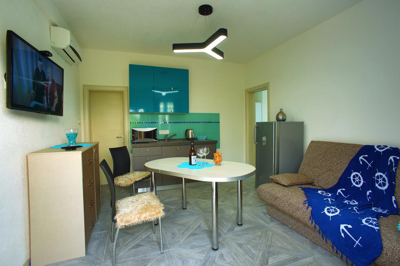 Aparthotel Monterria 巴尔 外观 照片
