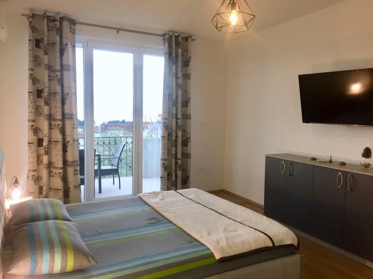 Aparthotel Monterria 巴尔 外观 照片